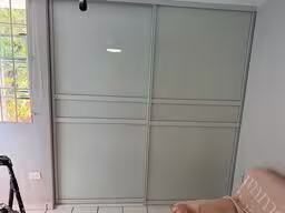 SlidingDoors