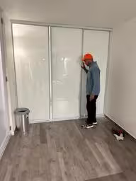 SlidingDoors
