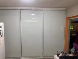 SlidingDoors