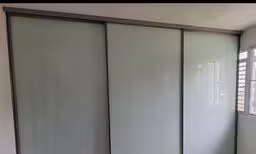 SlidingDoors