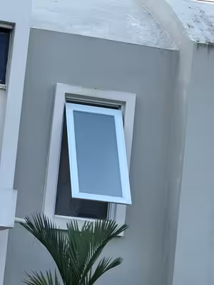 Varios